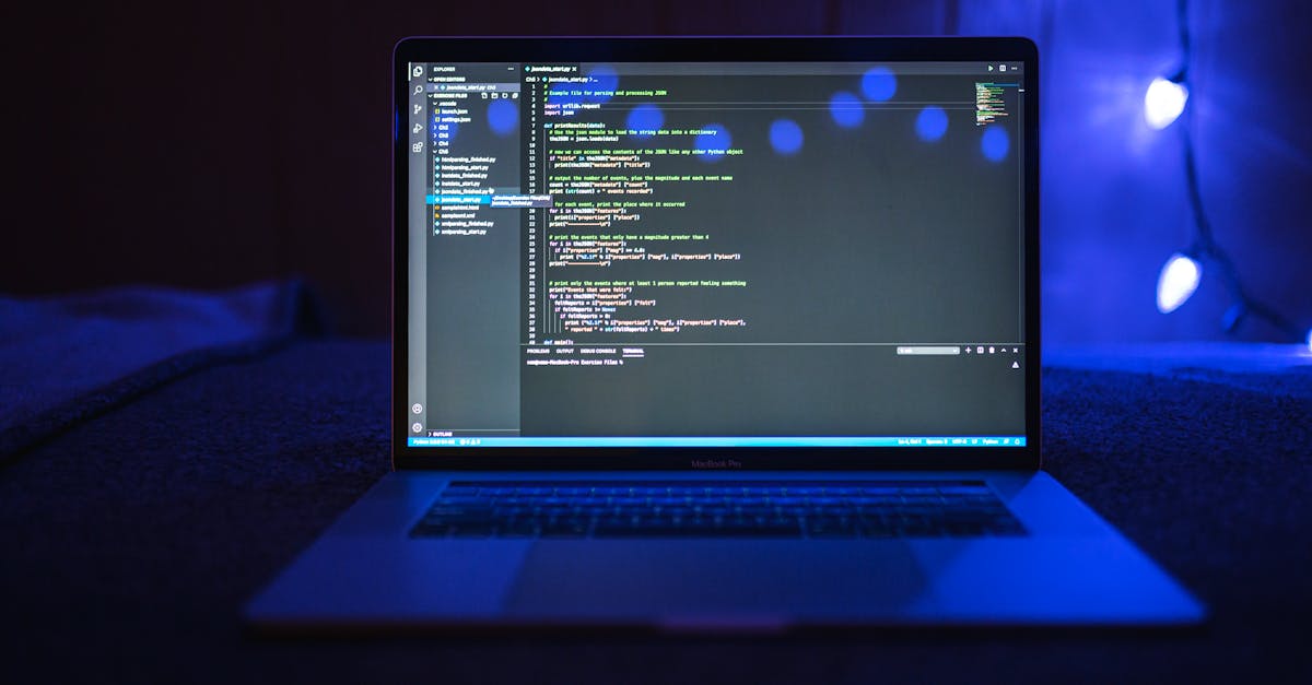 CSS position 定位指南：relative、absolute、fixed、sticky 的真实项目用法