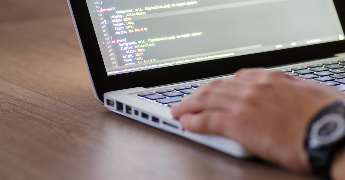 HTML 编辑器新手指南：代码编辑、可视化编辑、网页编辑器到底怎么选