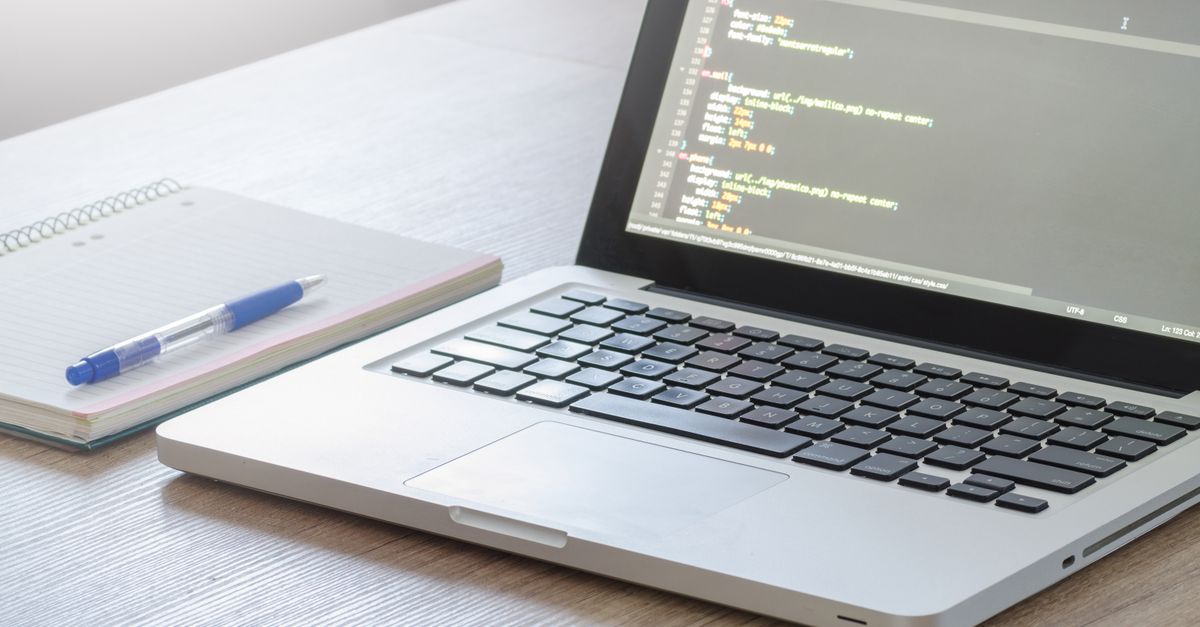 TypeScript 运行时校验与静态类型协作：schema、解析与错误模型的落地方法