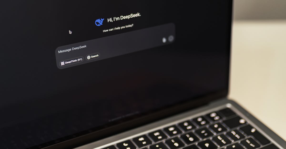 本地 LLM 模型浏览器运行：从 WebGPU 到交互体验的落地指南