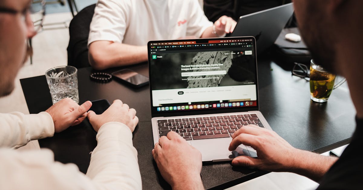 构建全栈 SaaS 应用:Next.js 从认证到计费的产品化落地指南