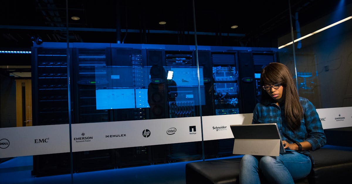 Nuxt Server Routes 完整指南：API 边界、验证、缓存与可维护性